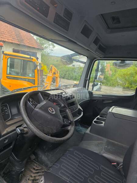 Mercedes Benz Atego