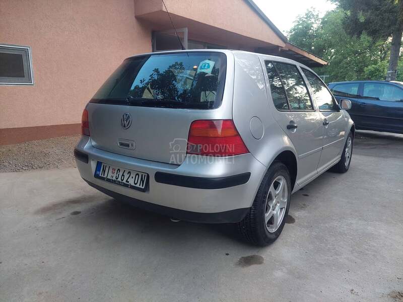 Volkswagen Golf 4 