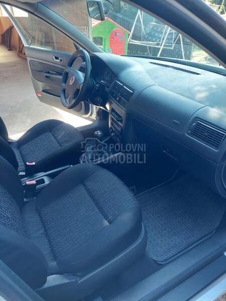 Volkswagen Golf 4 