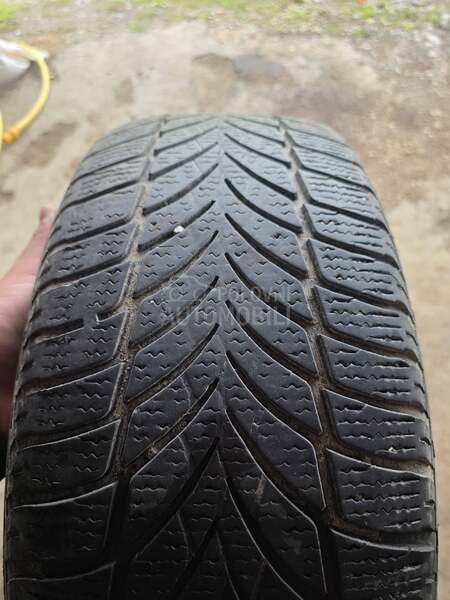 Goodyear 205/55 R16 Zimska