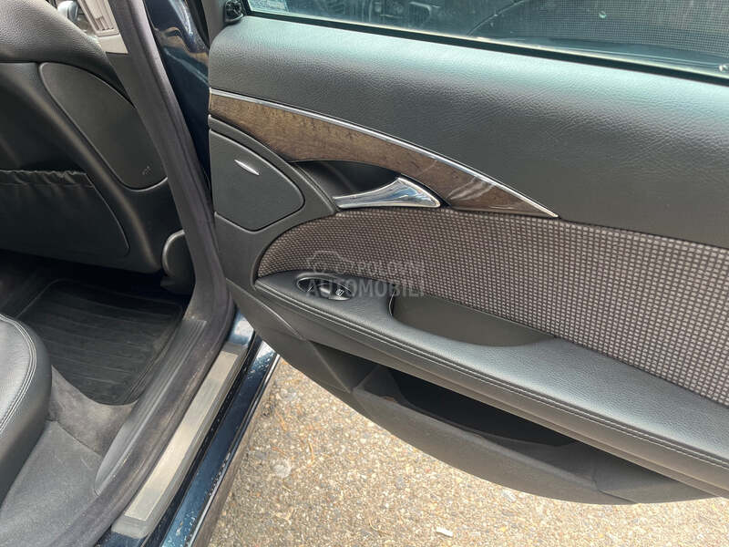 Mercedes Benz E 220 E220 avangarde