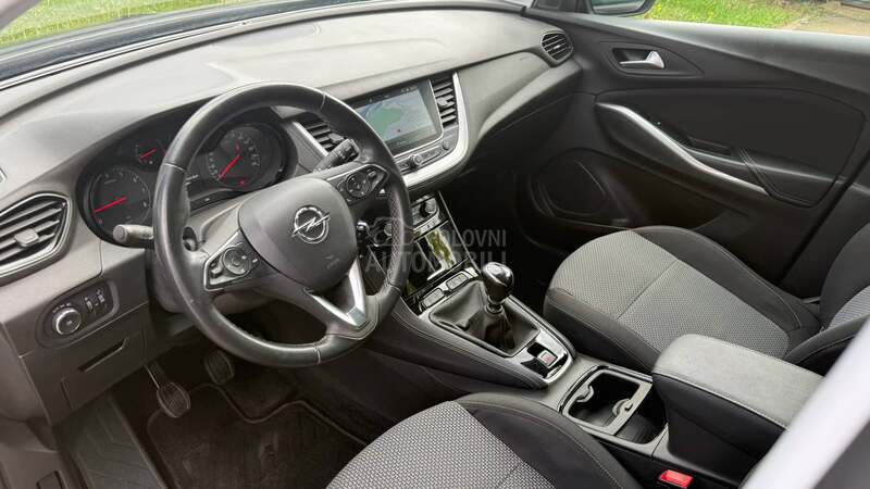 Opel Grandland X /1.5CDTI/KAM/NOV