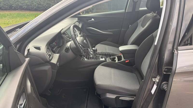 Opel Grandland X /1.5CDTI/KAM/NOV