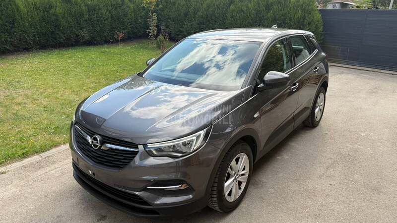 Opel Grandland X /1.5CDTI/KAM/NOV
