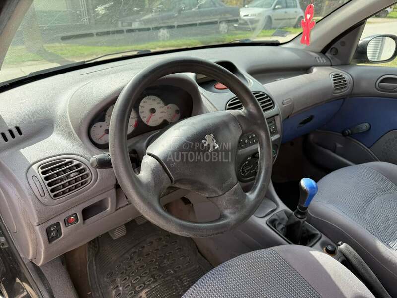 Peugeot 206 