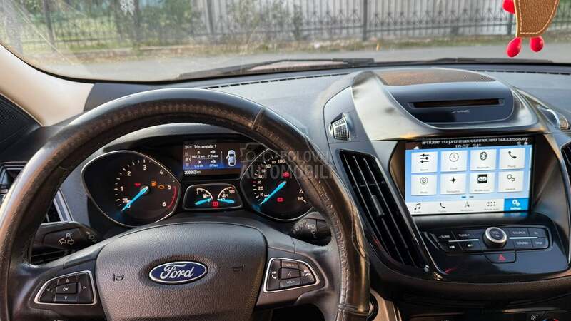 Ford Kuga titanijum zame