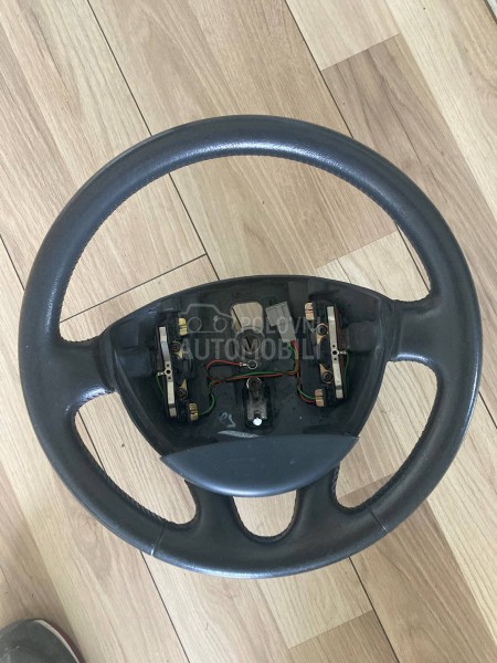 Renault trafic volan