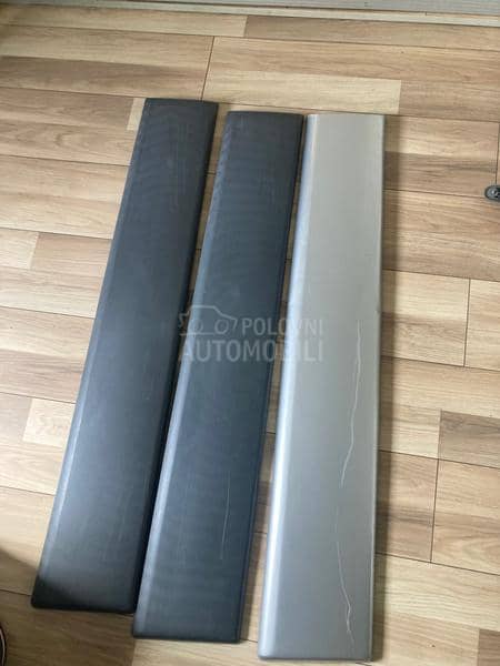 Trafic vivaro lajsne