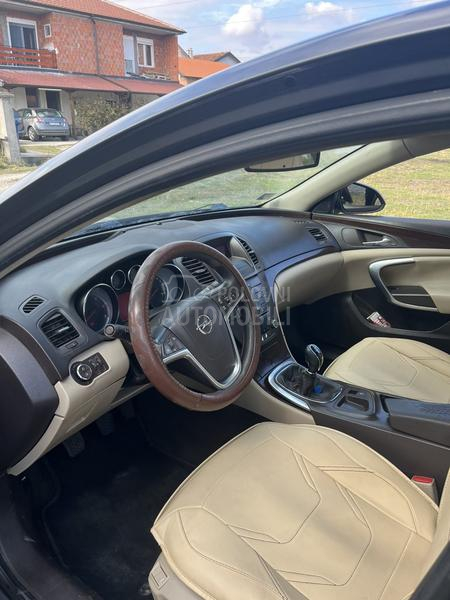 Opel Insignia 