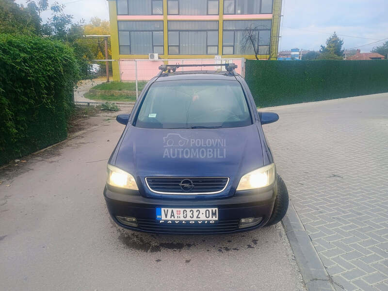 Opel Zafira 