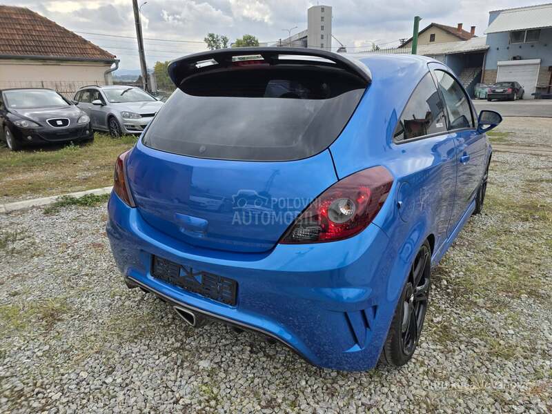 Opel Corsa D opc 200 ps