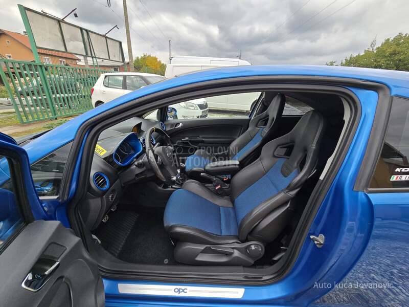Opel Corsa D opc 200 ps