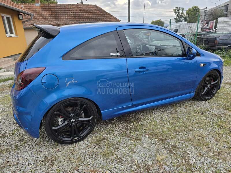 Opel Corsa D opc 200 ps
