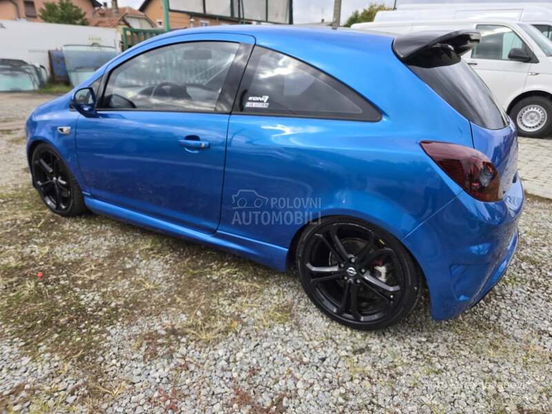 Opel Corsa D opc 200 ps