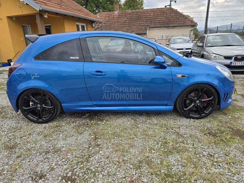Opel Corsa D opc 200 ps