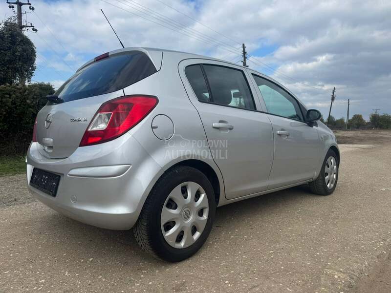 Opel Corsa D 