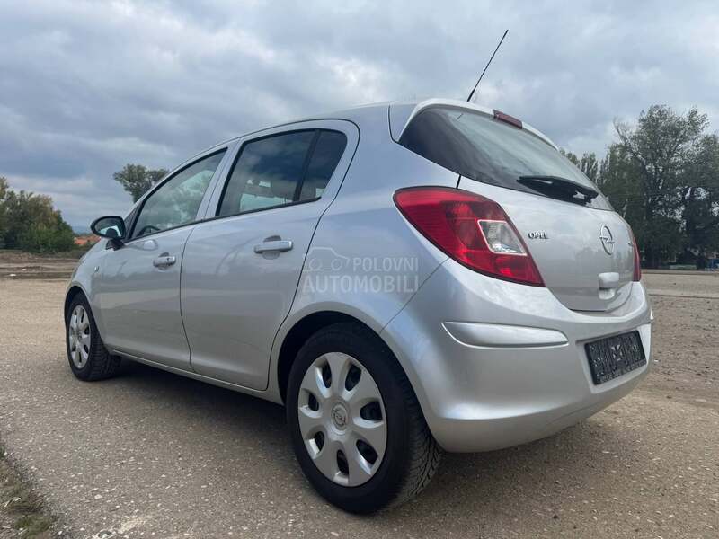 Opel Corsa D 
