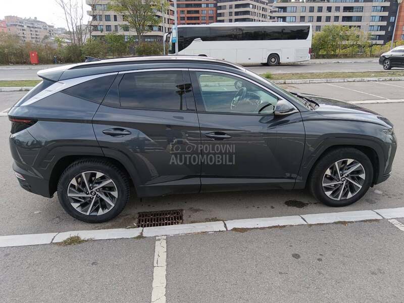 Hyundai Tucson 1.6T PREMIUM