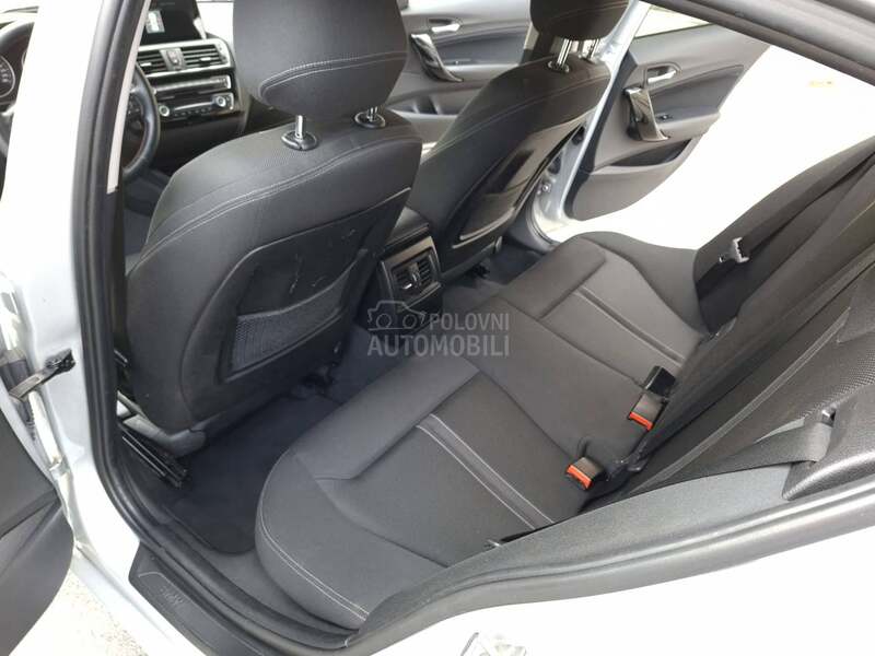 BMW 118 118d SPORT