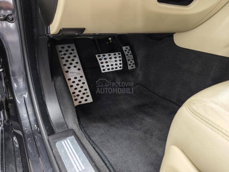 Jaguar XF 2.2 D Luxury T.O.P.