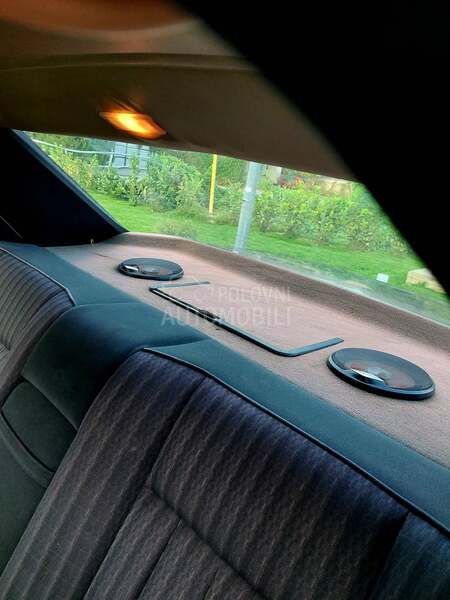 Mercedes Benz E 200 