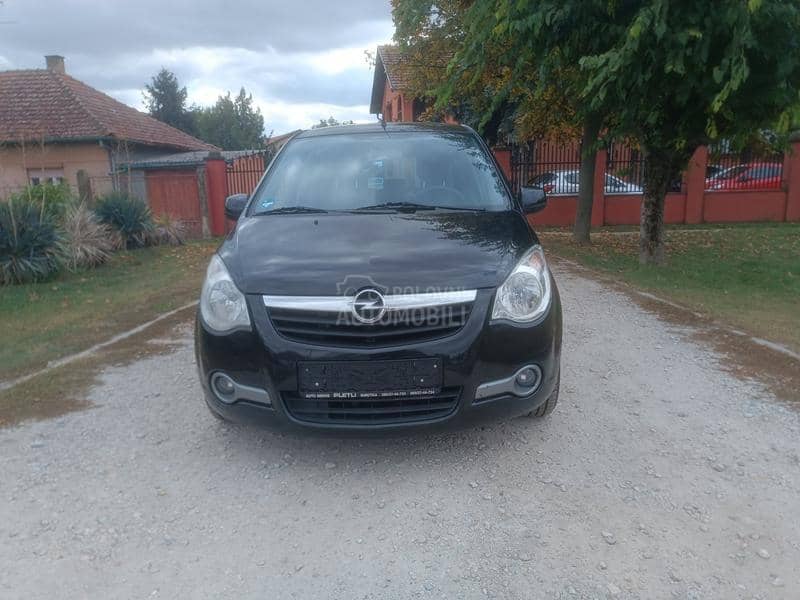 Opel Agila 