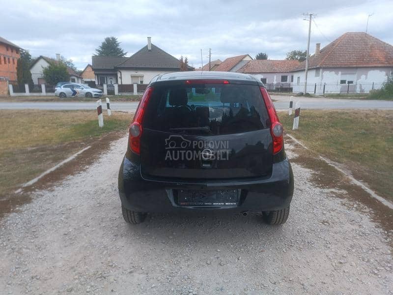 Opel Agila 