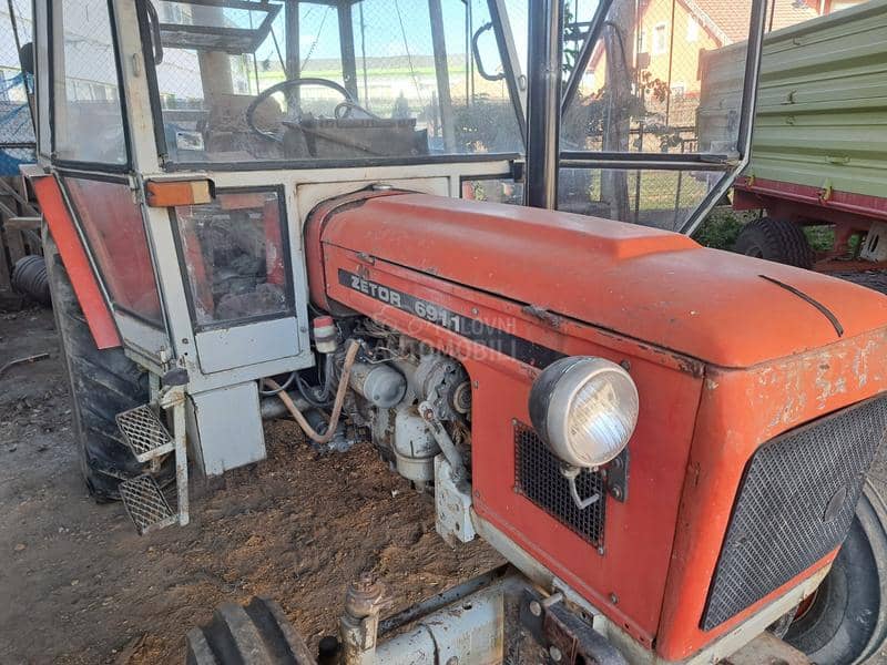 Zetor 6911