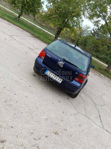 Volkswagen Golf 4 