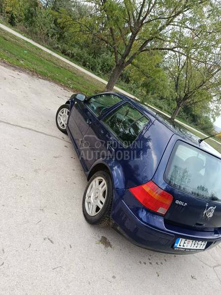 Volkswagen Golf 4 