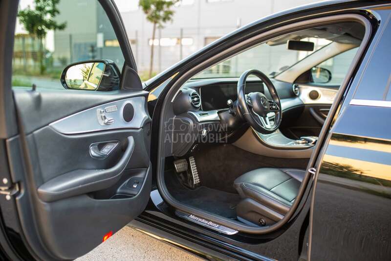 Mercedes Benz E 220 E220D 4matic