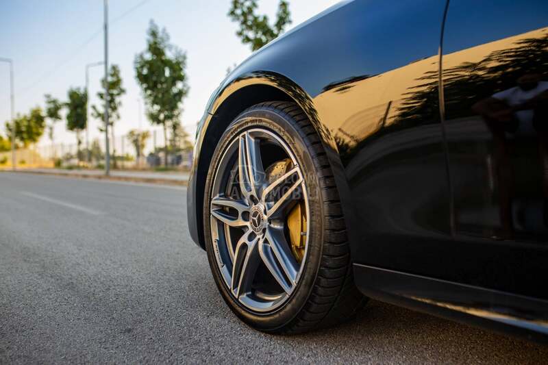 Mercedes Benz E 220 E220D 4matic