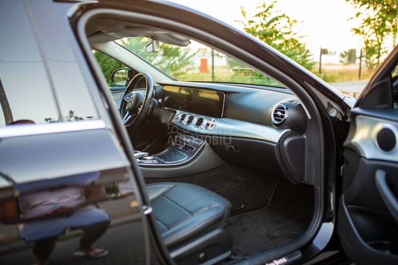 Mercedes Benz E 220 E220D 4matic