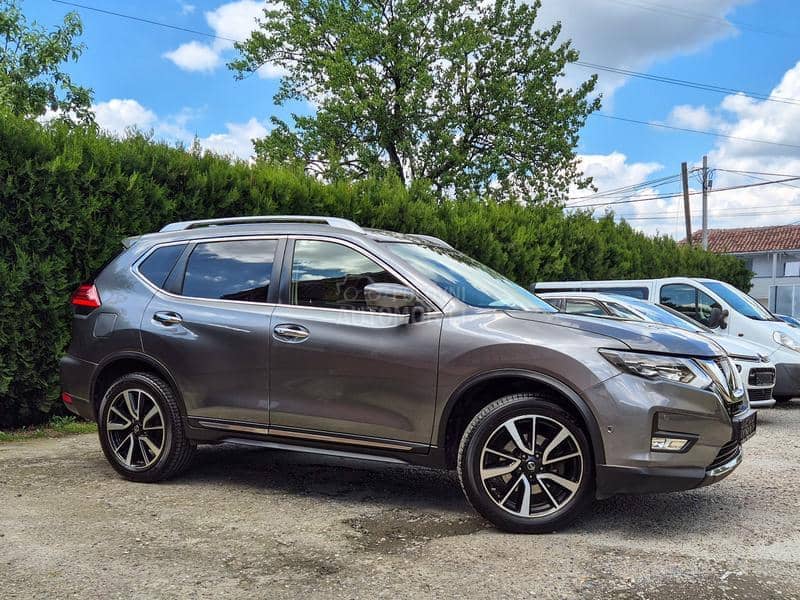 Nissan X-Trail 2.0dCi/4X4/AUTOM/CH/