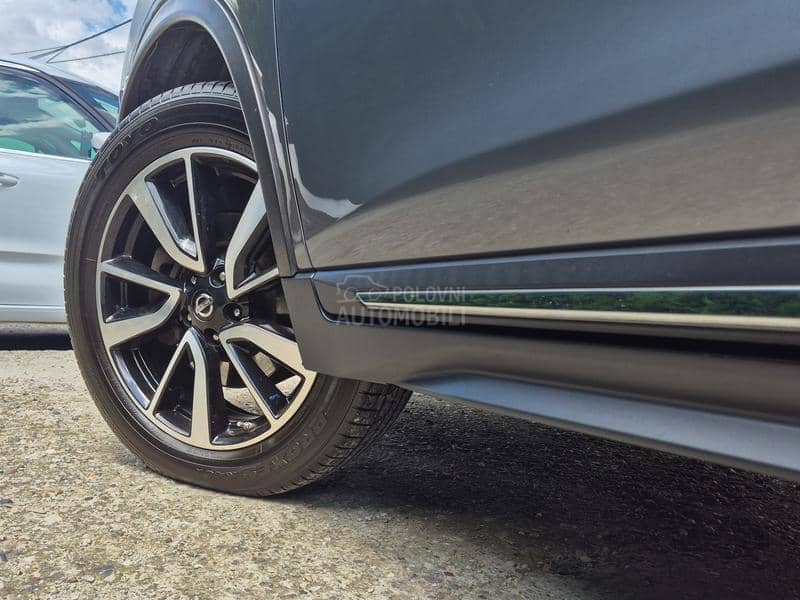 Nissan X-Trail 2.0dCi/4X4/AUTOM/CH/