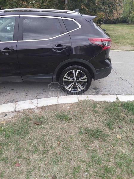 Nissan Qashqai 1.2
