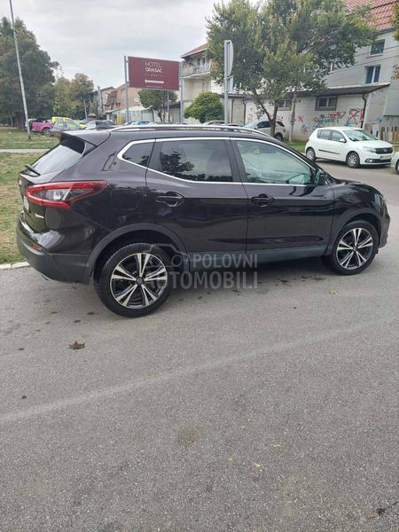 Nissan Qashqai 1.2