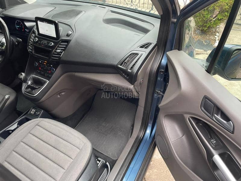 Ford Tourneo Connect 