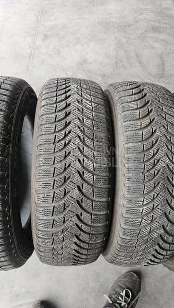 Michelin 195/60 R15 Zimska