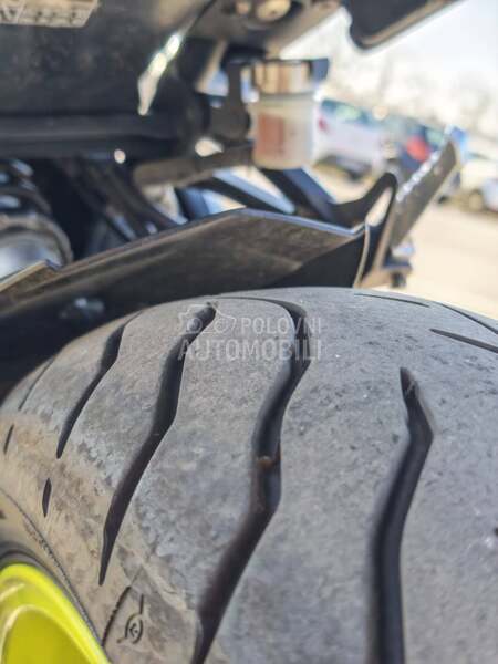 Yamaha MT 09 AKRAPOVIC