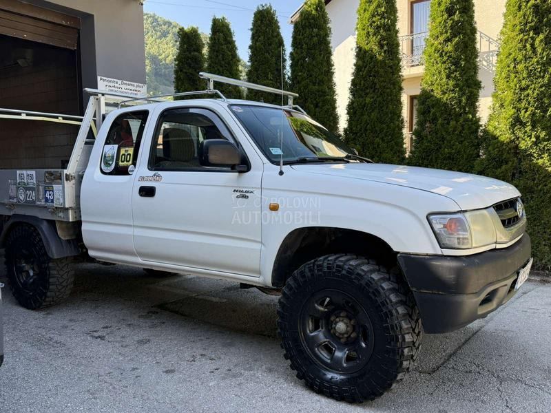 Toyota Hilux 