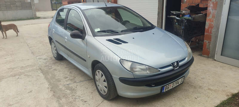 Peugeot 206 
