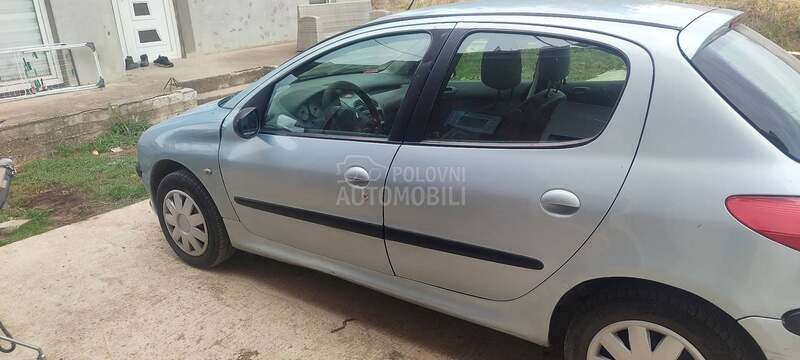 Peugeot 206 
