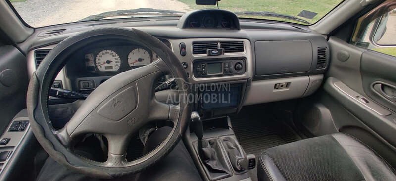 Mitsubishi Pajero Sport 