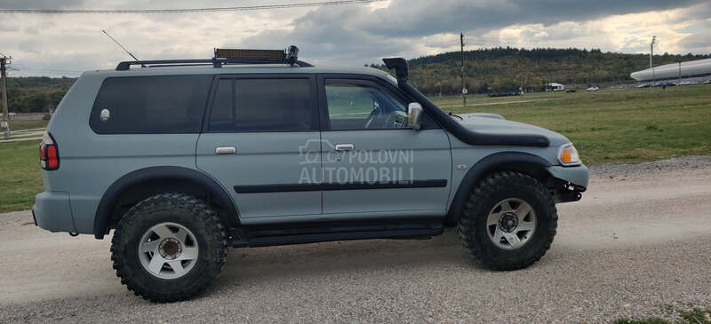 Mitsubishi Pajero Sport 