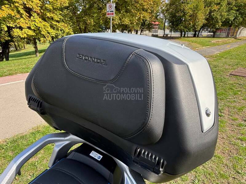 Honda Transalp XL750