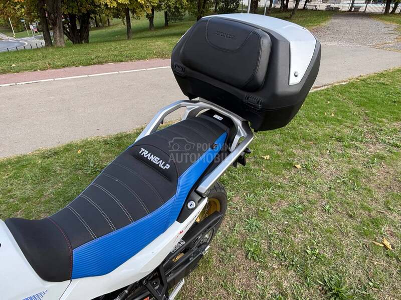 Honda Transalp XL750