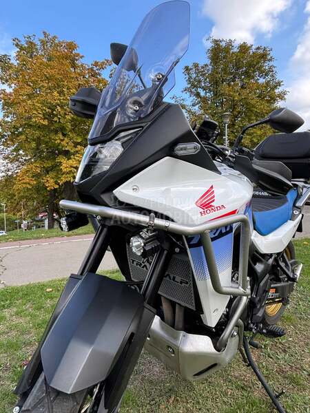 Honda Transalp XL750