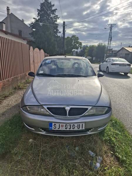 Lancia Ypsilon 