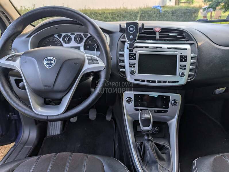Lancia Delta 2.0 Platino